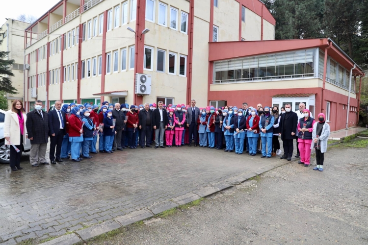 Fiskobirlik Başkanı Lütfi Bayraktar Çalışanların 8 Mart Dünya Kadınlar Gününü Kutladı